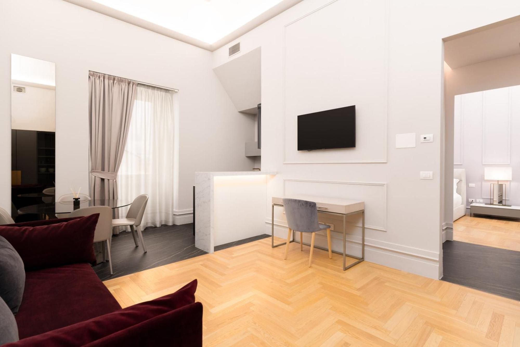 Limehome Lecce Palazzo Bn Bagian luar foto