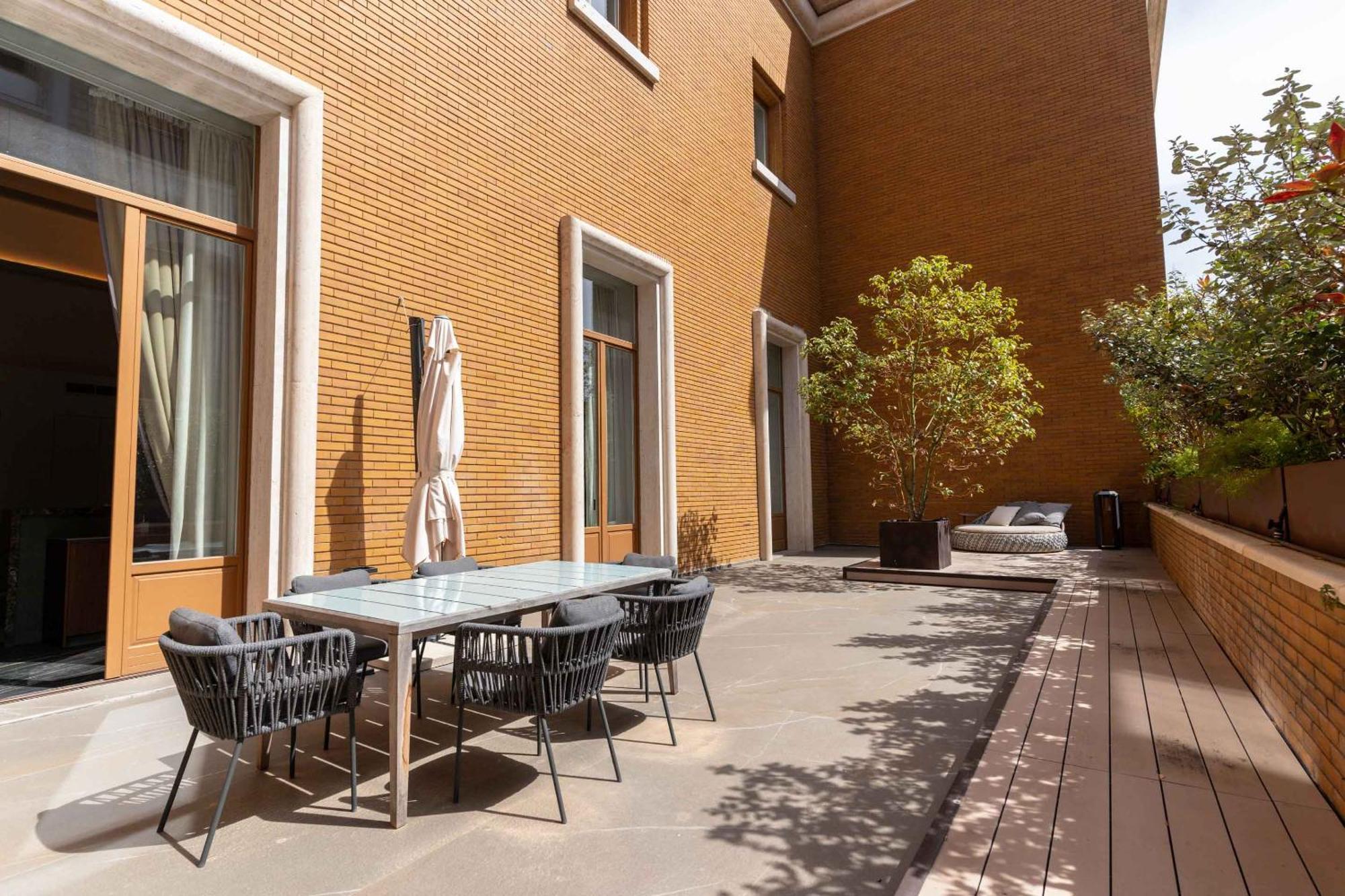 Limehome Lecce Palazzo Bn Bagian luar foto