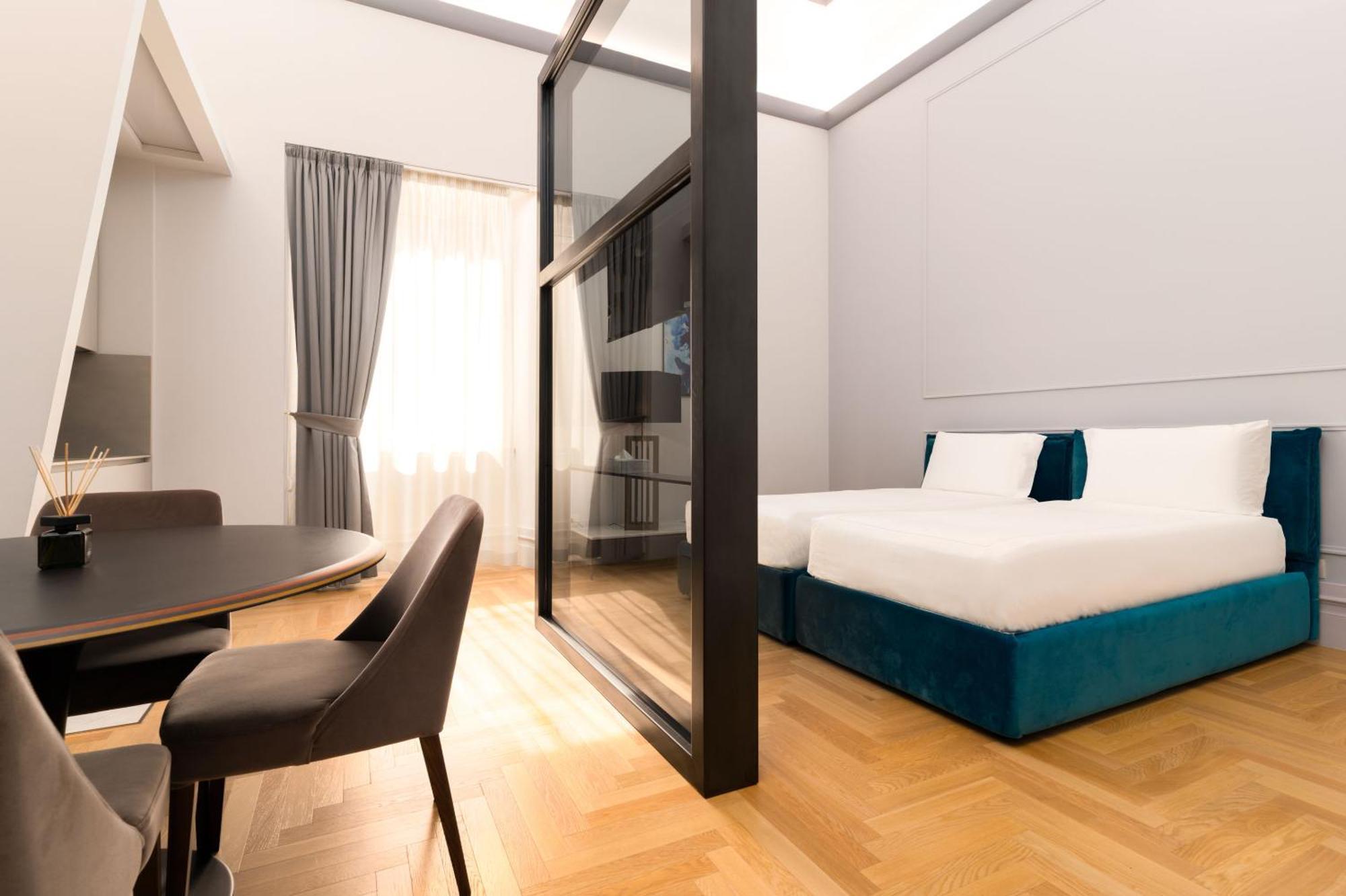 Limehome Lecce Palazzo Bn Bagian luar foto