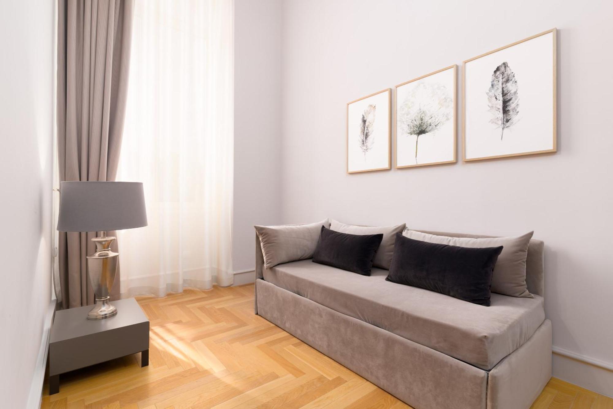 Limehome Lecce Palazzo Bn Ruang foto