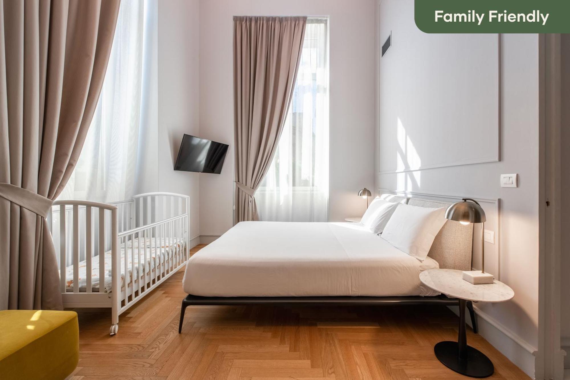 Limehome Lecce Palazzo Bn Bagian luar foto