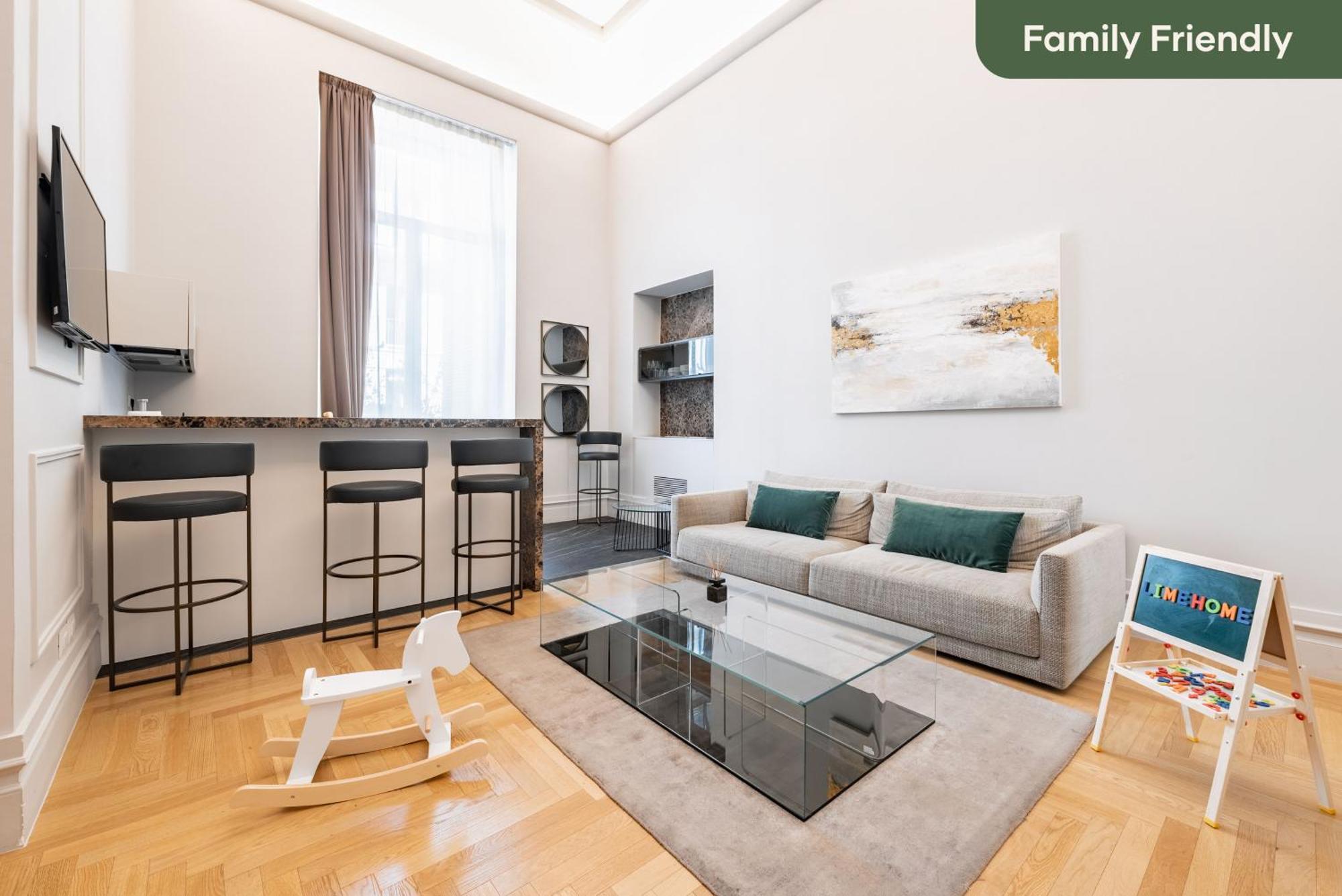Limehome Lecce Palazzo Bn Bagian luar foto